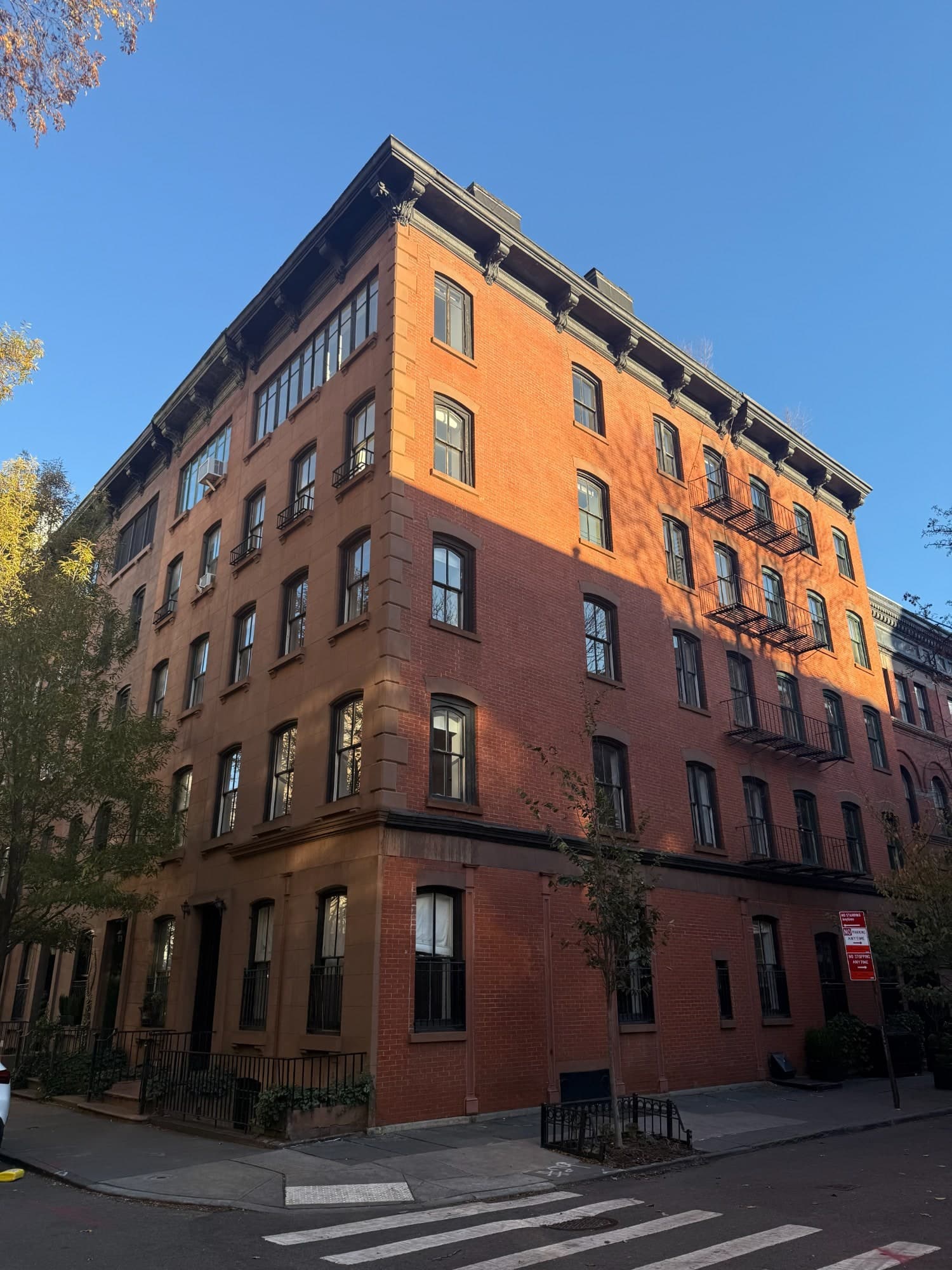 14 Bank Street